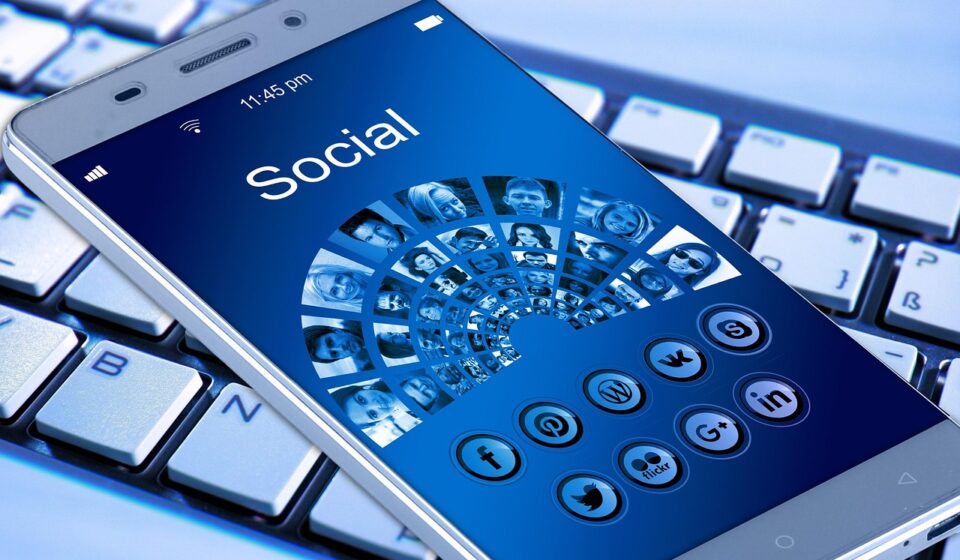 smartphone startup innovation